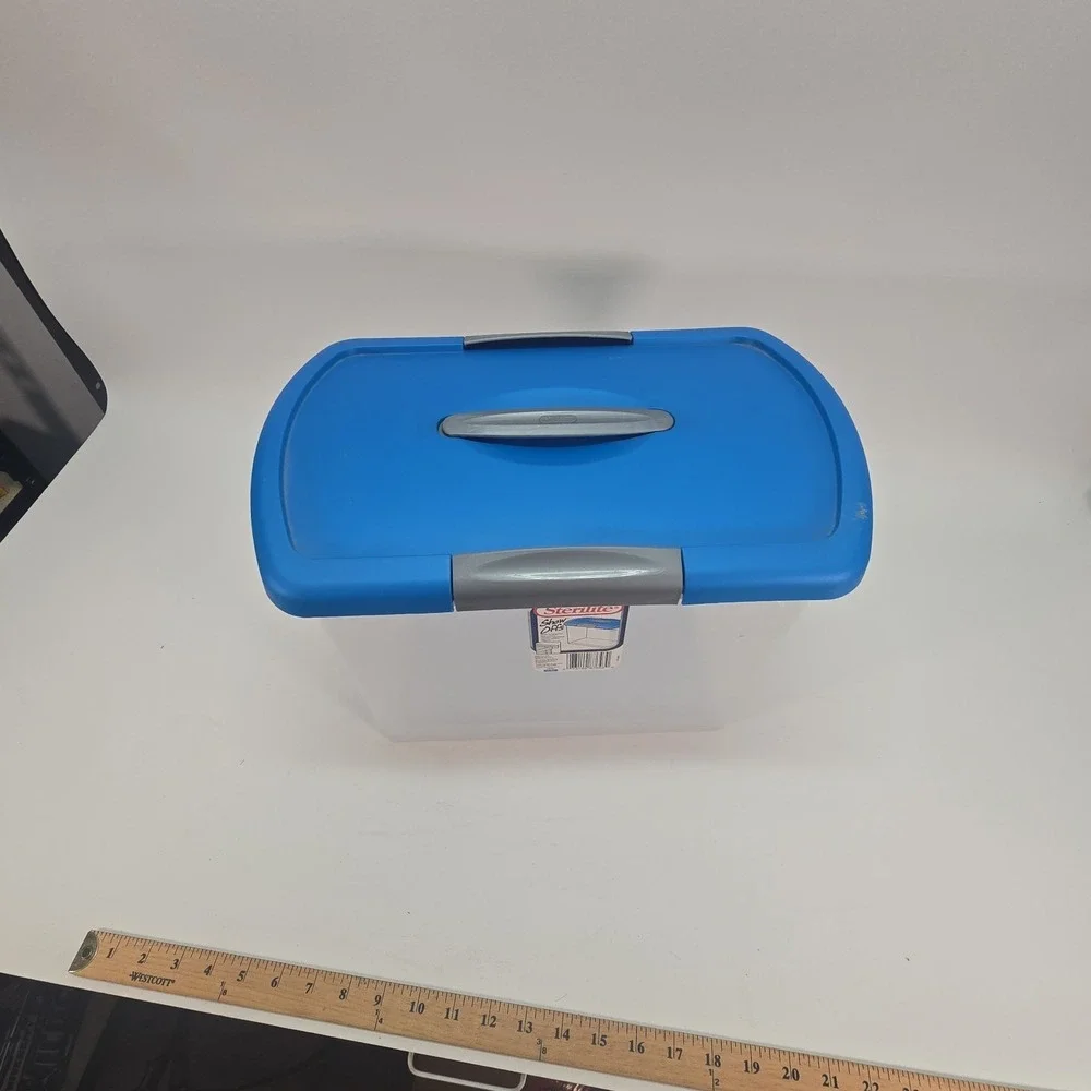 Sterilite Show Offs Blue Lid Gray Handle & Closure Snap Lid USA